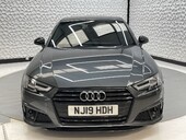 Audi A4 TFSI BLACK EDITION MHEV 2