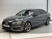 Audi A4 TFSI BLACK EDITION MHEV 3