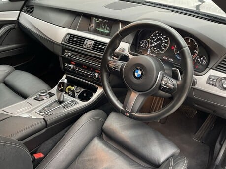 BMW 5 Series 520D M SPORT 10