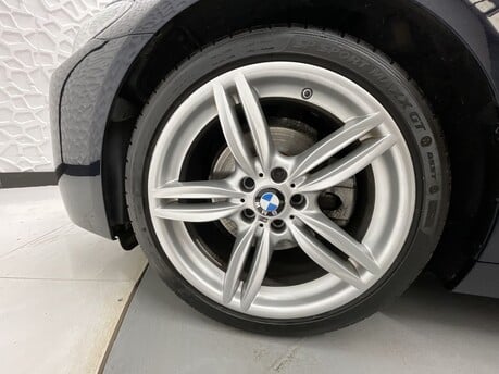 BMW 5 Series 520D M SPORT 41