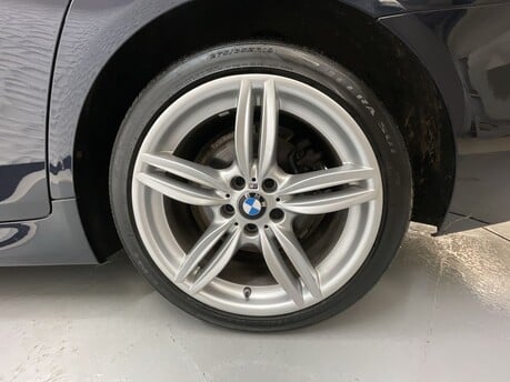 BMW 5 Series 520D M SPORT 42