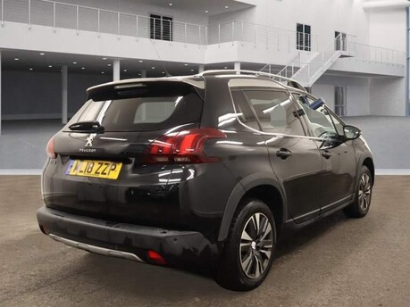 Peugeot 2008 PURETECH ALLURE 6