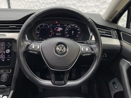 Volkswagen Passat GT TDI BLUEMOTION TECHNOLOGY 19