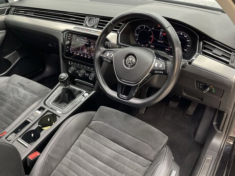 Volkswagen Passat GT TDI BLUEMOTION TECHNOLOGY 10