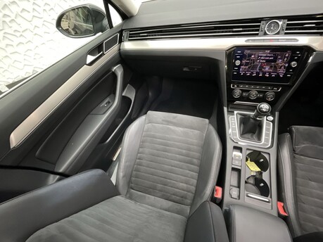 Volkswagen Passat GT TDI BLUEMOTION TECHNOLOGY 15