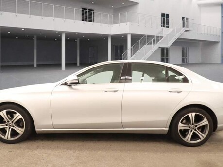 Mercedes-Benz E Class E 220 D SE 11