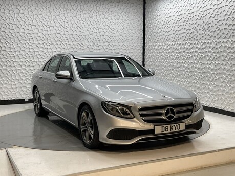 Mercedes-Benz E Class E 220 D SE