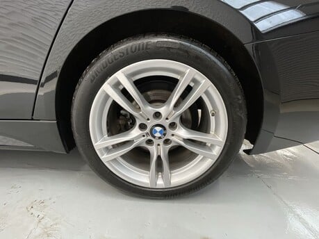 BMW 3 Series 320D M SPORT TOURING 43