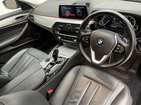 BMW 5 Series 520D SE 10