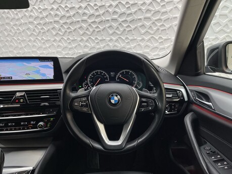 BMW 5 Series 520D SE 18