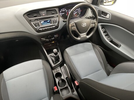 Hyundai i20 MPI SE 14