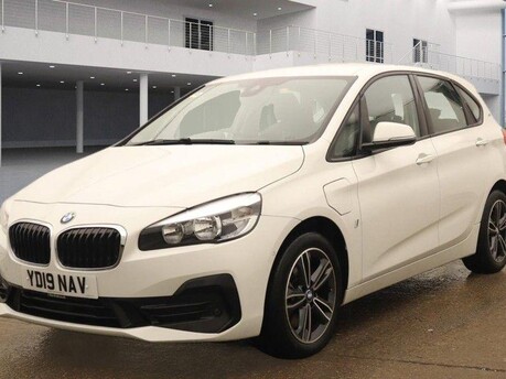 BMW 2 Series 225XE SPORT ACTIVE TOURER 8