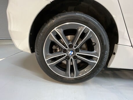 BMW 2 Series 225XE SPORT ACTIVE TOURER 43