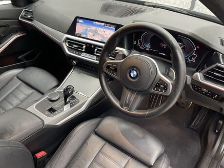 BMW 3 Series 330E M SPORT 10