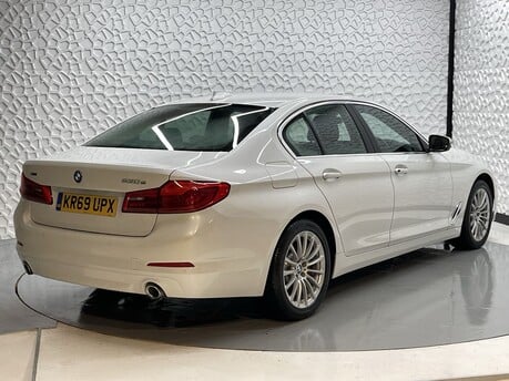 BMW 5 Series 530E XDRIVE SE 7