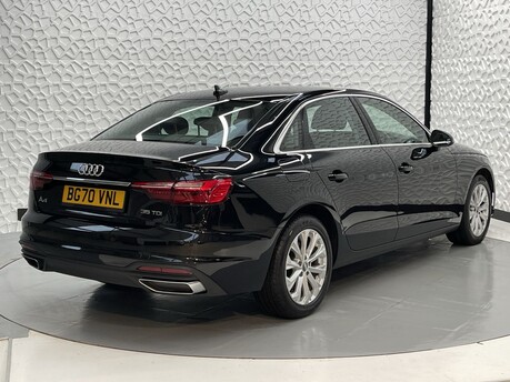 Audi A4 TDI TECHNIK MHEV 7