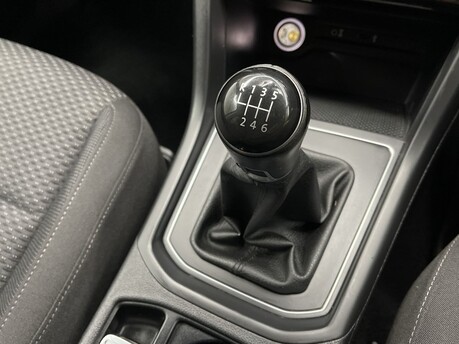 Volkswagen Touran SE TDI BLUEMOTION TECHNOLOGY 29