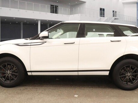 Land Rover Range Rover Evoque STANDARD MHEV 13