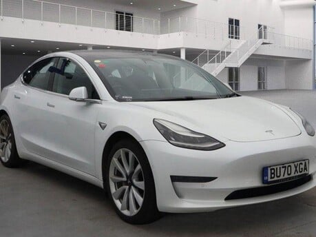 Tesla Model 3 LONG RANGE AWD