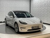 Tesla Model 3 LONG RANGE AWD 1