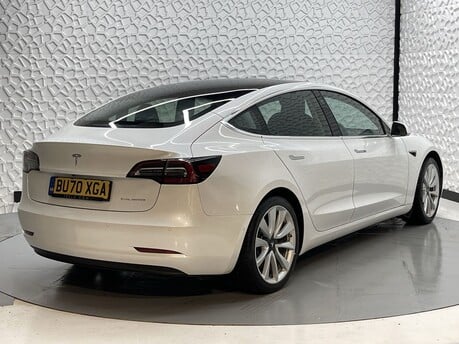 Tesla Model 3 LONG RANGE AWD 7