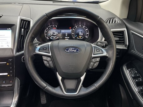 Ford Edge ST-LINE 19