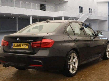 BMW 3 Series 320I M SPORT 9