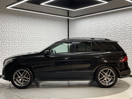 Mercedes-Benz GLE GLE 350 D 4MATIC AMG LINE 4