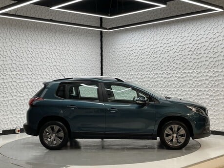 Peugeot 2008 PURETECH ACTIVE 8