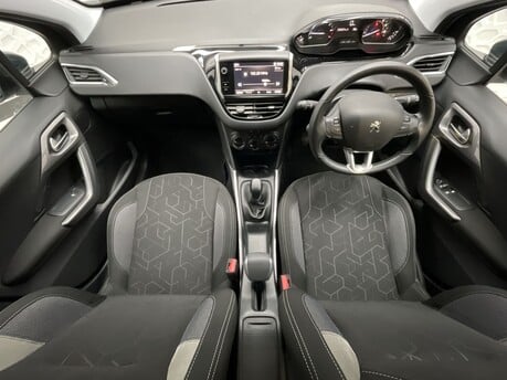 Peugeot 2008 PURETECH ACTIVE 17