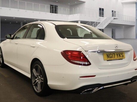 Mercedes-Benz E Class E 220 D AMG LINE 10