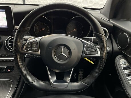 Mercedes-Benz GLC GLC 220 D 4MATIC AMG LINE 18