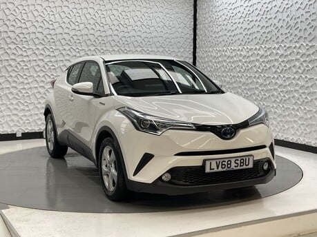 Toyota C-HR ICON 1