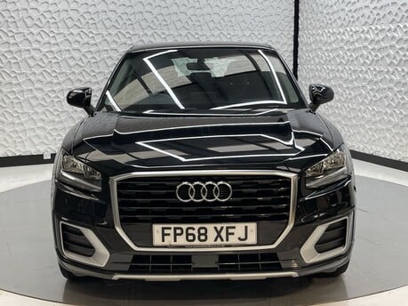 Audi Q2 TFSI SPORT 2