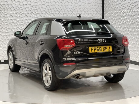 Audi Q2 TFSI SPORT 5