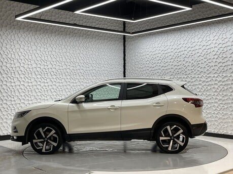 Nissan Qashqai TEKNA DIG-T 4