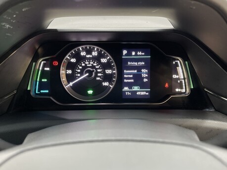 Hyundai IONIQ SE CONNECT MHEV 21