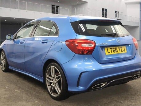 Mercedes-Benz A Class A 180 D AMG LINE 12