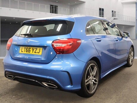 Mercedes-Benz A Class A 180 D AMG LINE 7