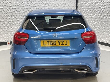 Mercedes-Benz A Class A 180 D AMG LINE 6