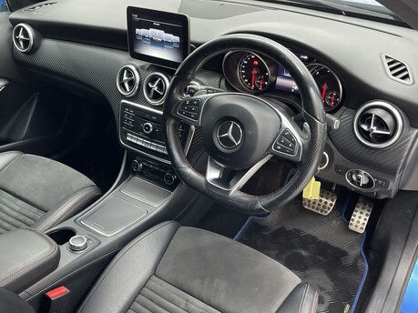 Mercedes-Benz A Class A 180 D AMG LINE 10