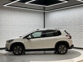 Peugeot 2008 BLUE HDI S/S ALLURE 4