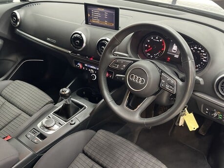 Audi A3 TFSI SPORT 10