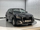 Audi Q2 TFSI SE 1