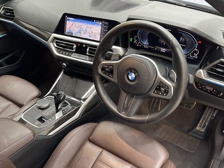 BMW 3 Series 330E M SPORT PHEV 10