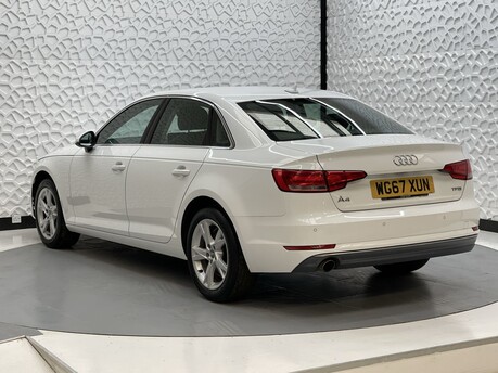 Audi A4 TFSI SPORT 5