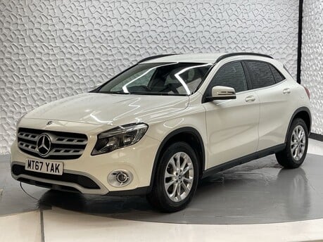 Mercedes-Benz GLA GLA 200 D SE 3