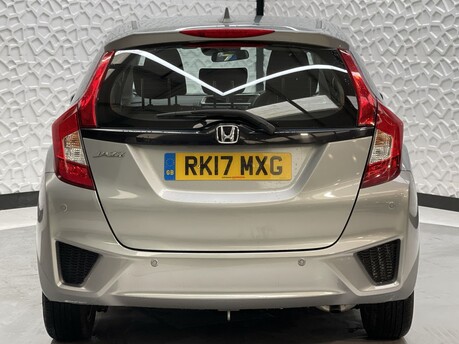 Honda Jazz I-VTEC SE NAVI 6