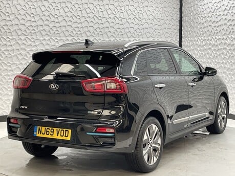 Kia Niro FIRST EDITION 7