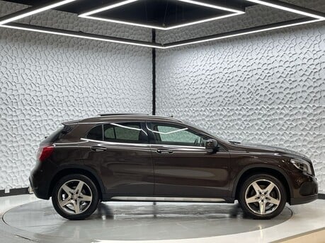 Mercedes-Benz GLA GLA220 CDI 4MATIC AMG LINE PREMIUM PLUS 8